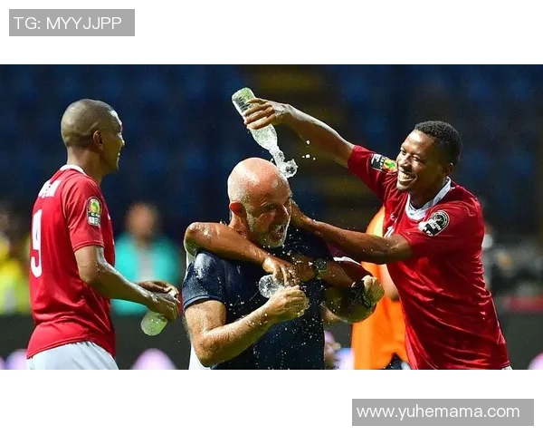 哪个足球明星在养鸡方面最具实力与成就揭秘 哪个足球明星在养鸡方面最具实力与成就揭秘